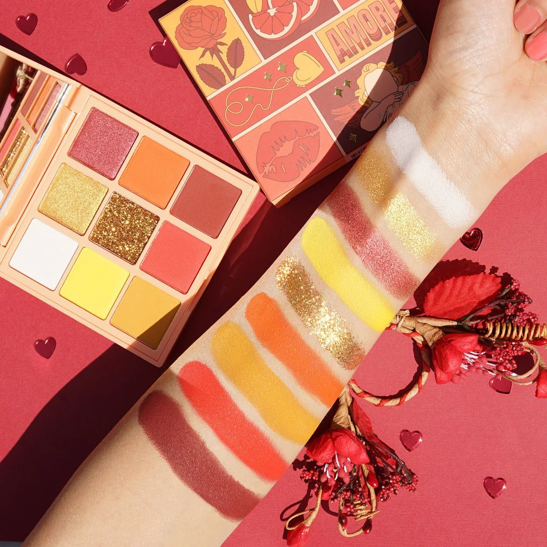 Amore Eye Shadow Palette - Image 3