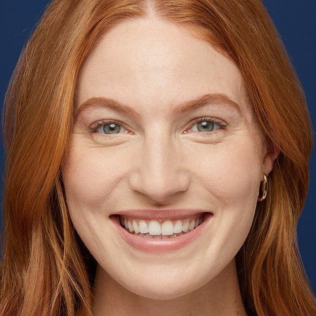 Double Wear Stay-in-Place Foundation - 2C0 (Cool Vanila) - Image 2