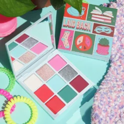 Es124 Laid Back Shadow Palette