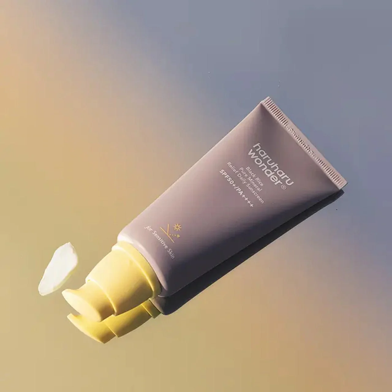 Haruharu Wonder - Black Rice Pure Mineral Relief Daily Sunscreen SPF50+/PA++++ 50ml - Image 3